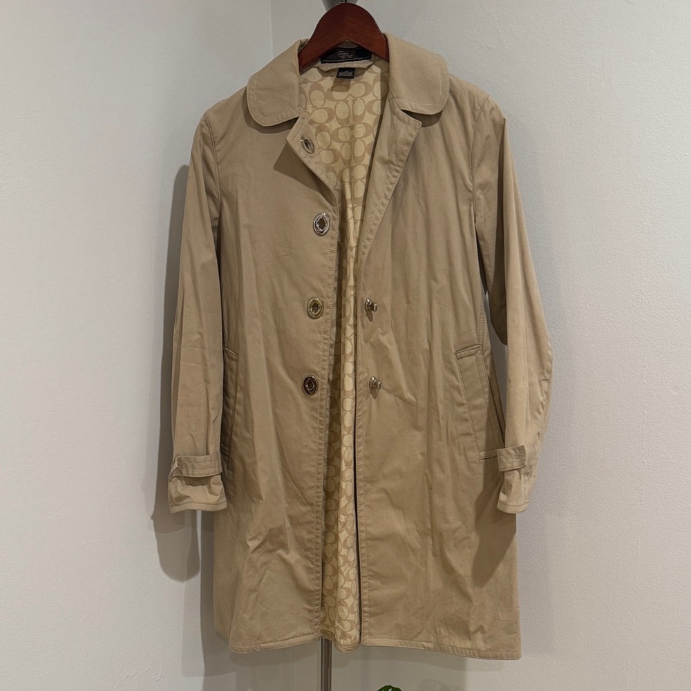 Coach women’s Tan rain Coat trench